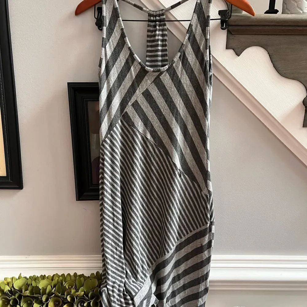 Athleta Gray Stripe Racer Back Hidden Pocket Jersey Dress sz S